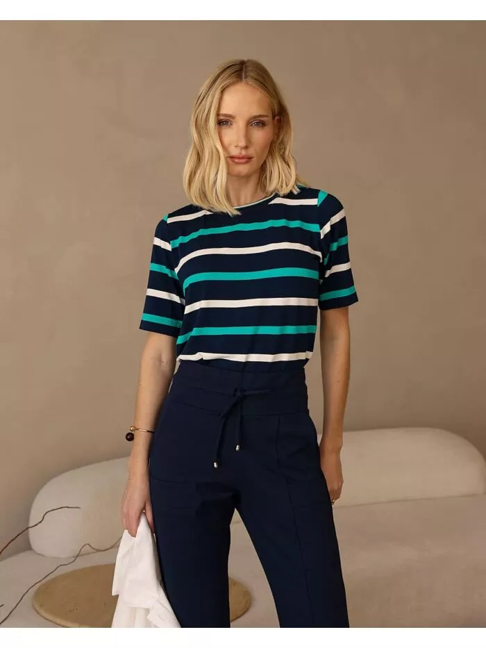 Blusa Olívia Listrada Malha Leve 1
