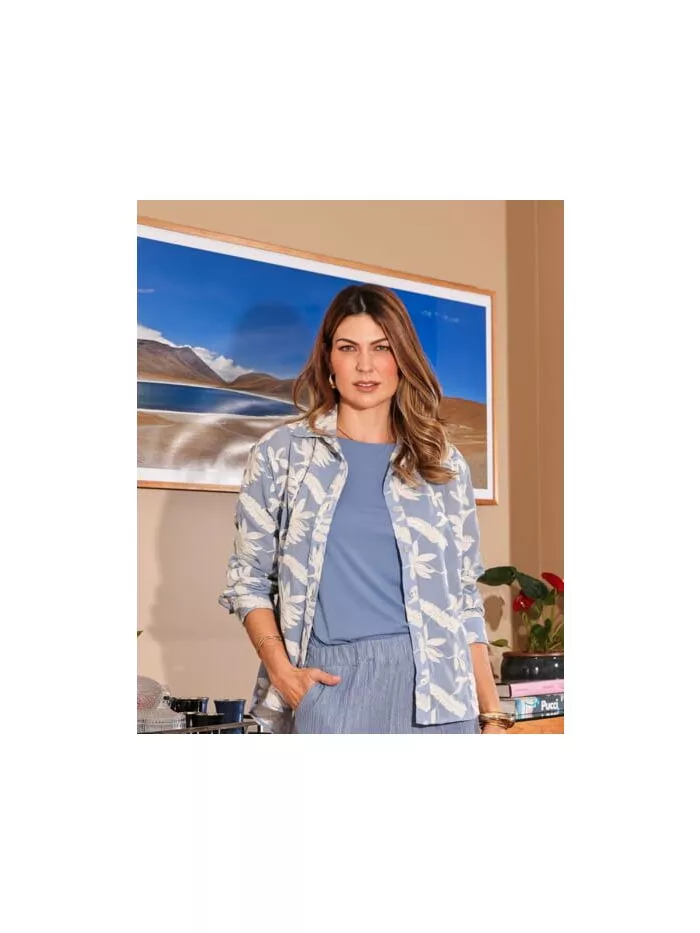 Camisa Bordada Azul em Linho Misto 1