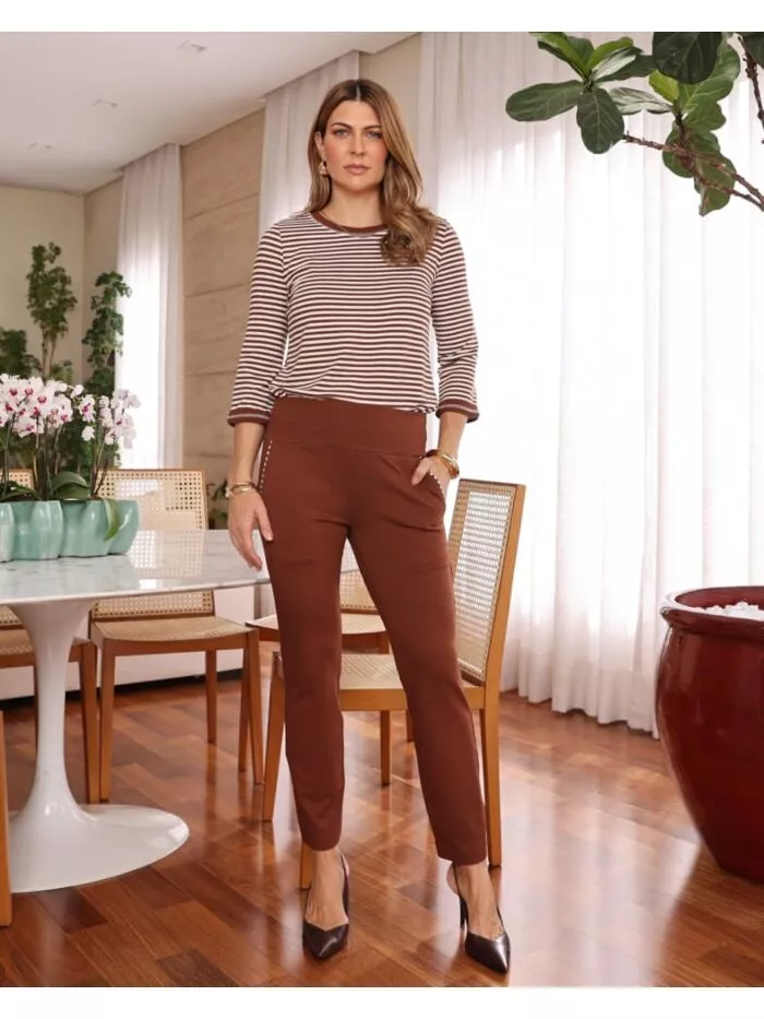 Conjunto Megan Calça e Blusa em Malha Cor Marrom Caramelo 1
