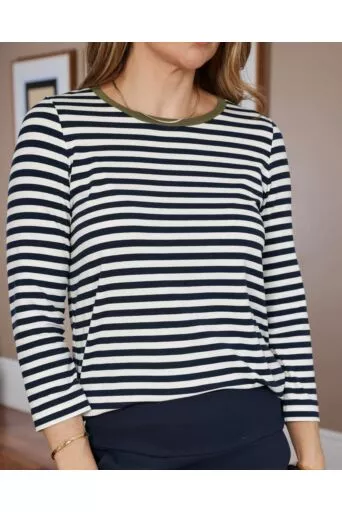 Blusa Linda Listrada com Gola Verde Oliva 1