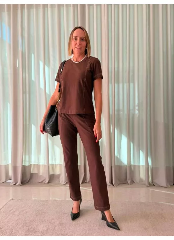 Conjunto Neide Blusa e Calça Cor Marrom 1