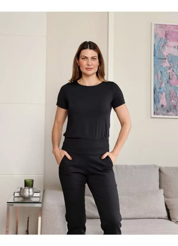 Blusa Fernanda preta em Fluity 1