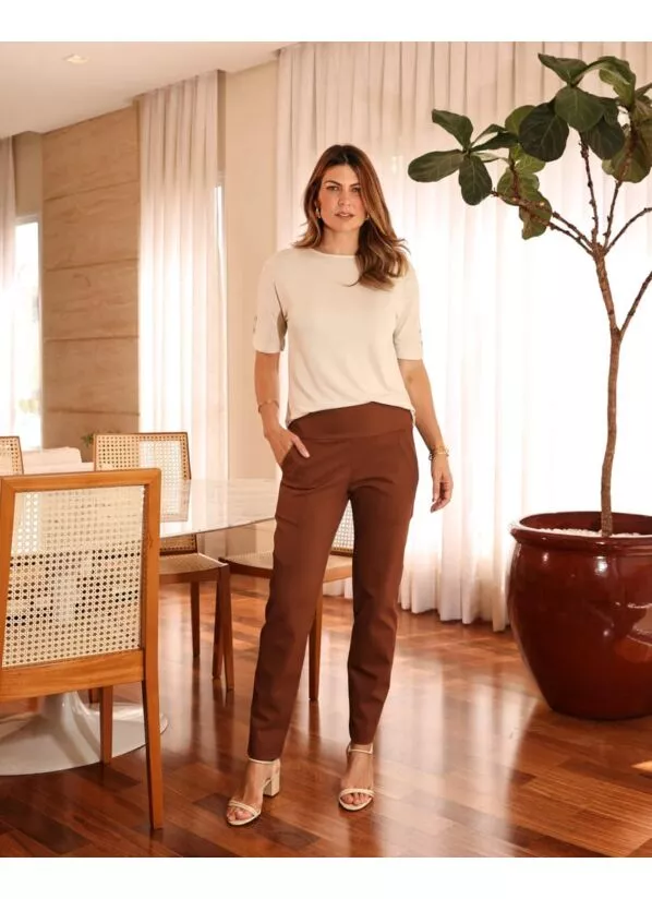 Calça Elis Feminina Malha Estruturada Marrom 2