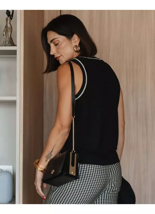 Regata Isadora Preta com Detalhe Contrastante 2