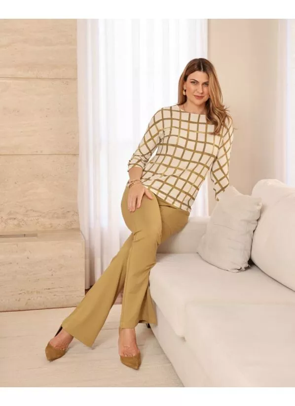 Calça Feminina Ivana em Moletinho Premium Folha 3