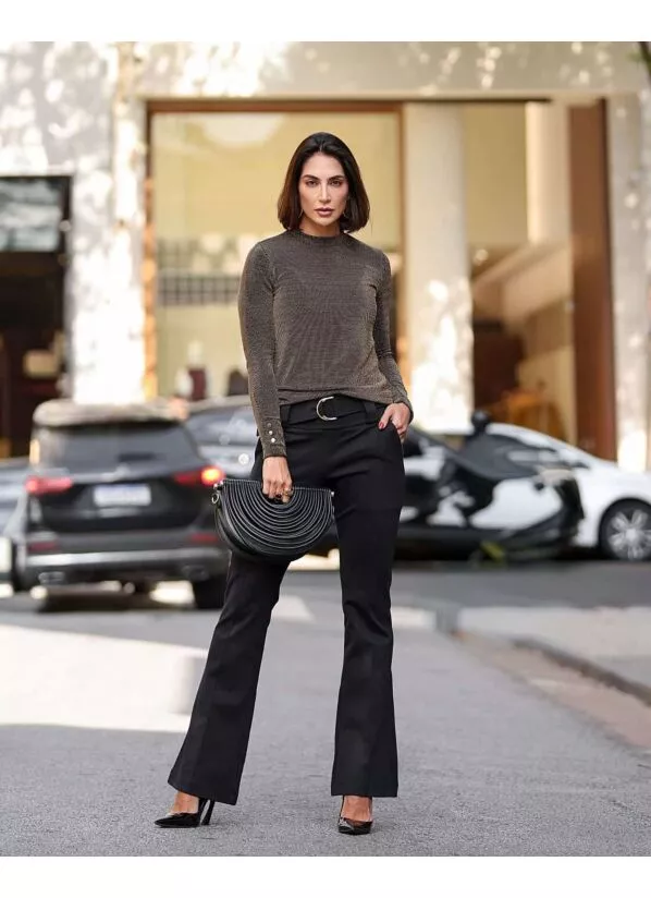 Calça Lavínia Preta Flare em Malha Premium 3